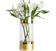 Luxe Crystal vase — Mother's Day gift for a grandmother, shoppable idea